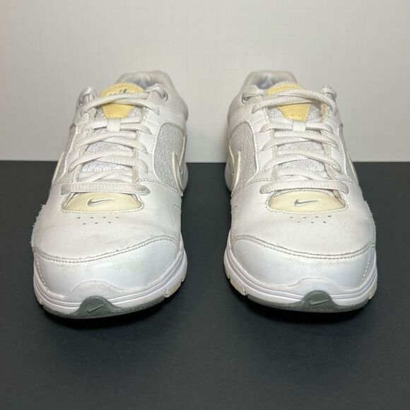 Womens Vintage NIKE Steady VIII White Leather Running Shoes / 6.5 - Picture 2 of 9